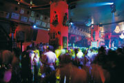 aislamiento acústico en discotecas, bares y salas de conciertos